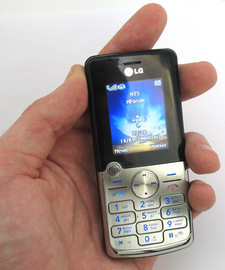 LG KP220